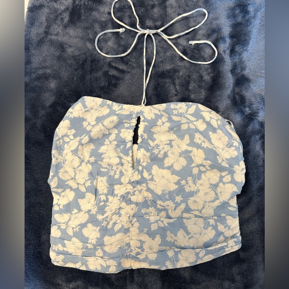 Abercrombie & fitch top. Size small